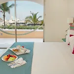 All Ritmo Cancun Resort & Water Park