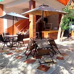 Airport Inn
