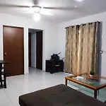 Cozy Apartment Close To The Beach