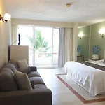 Amigo Rental Solymar