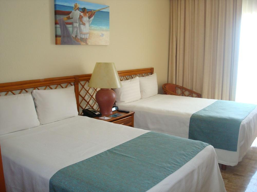 Emporio 4*