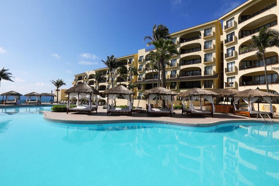 Emporio Resort