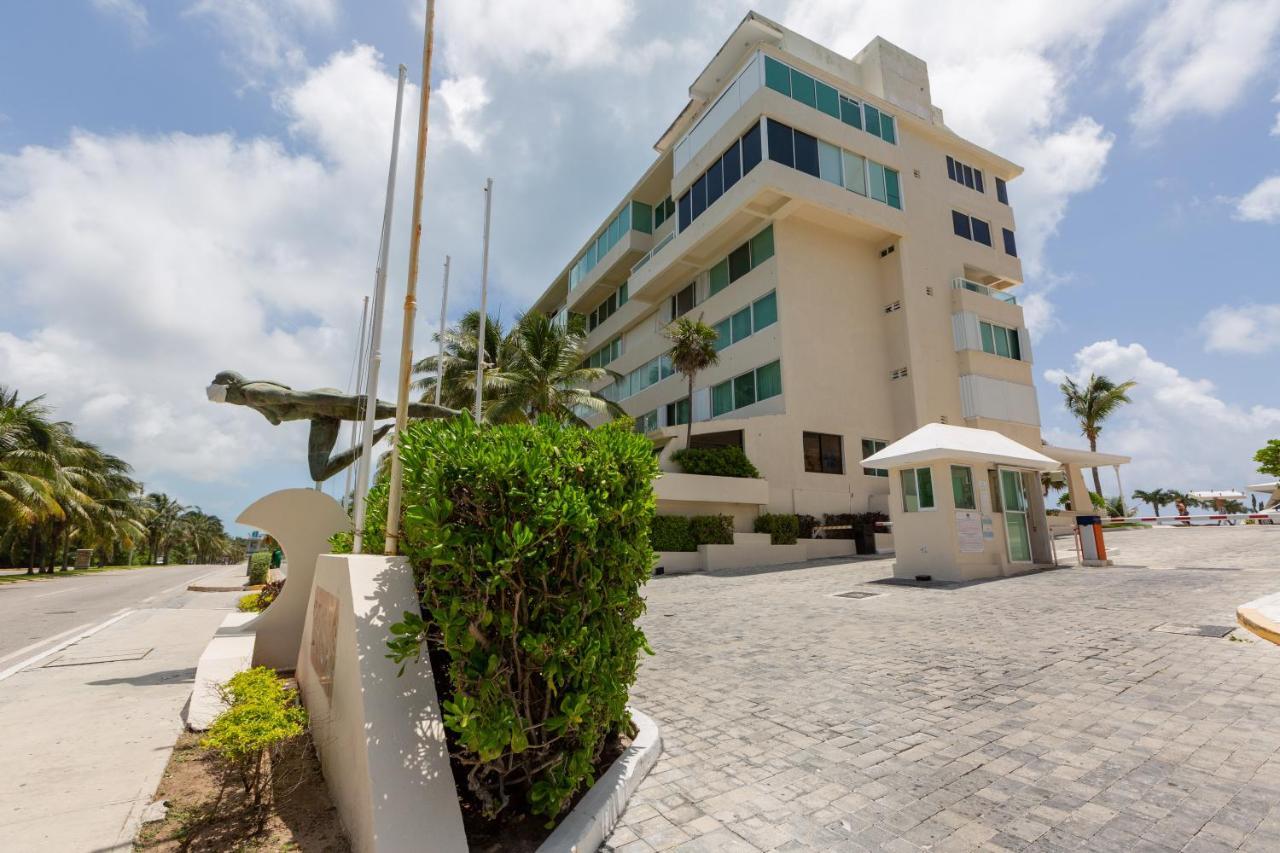 Beach Apartment With Balcony And View, Brisas Cancun Hotel Zone, 1 Bedroom * Cancún