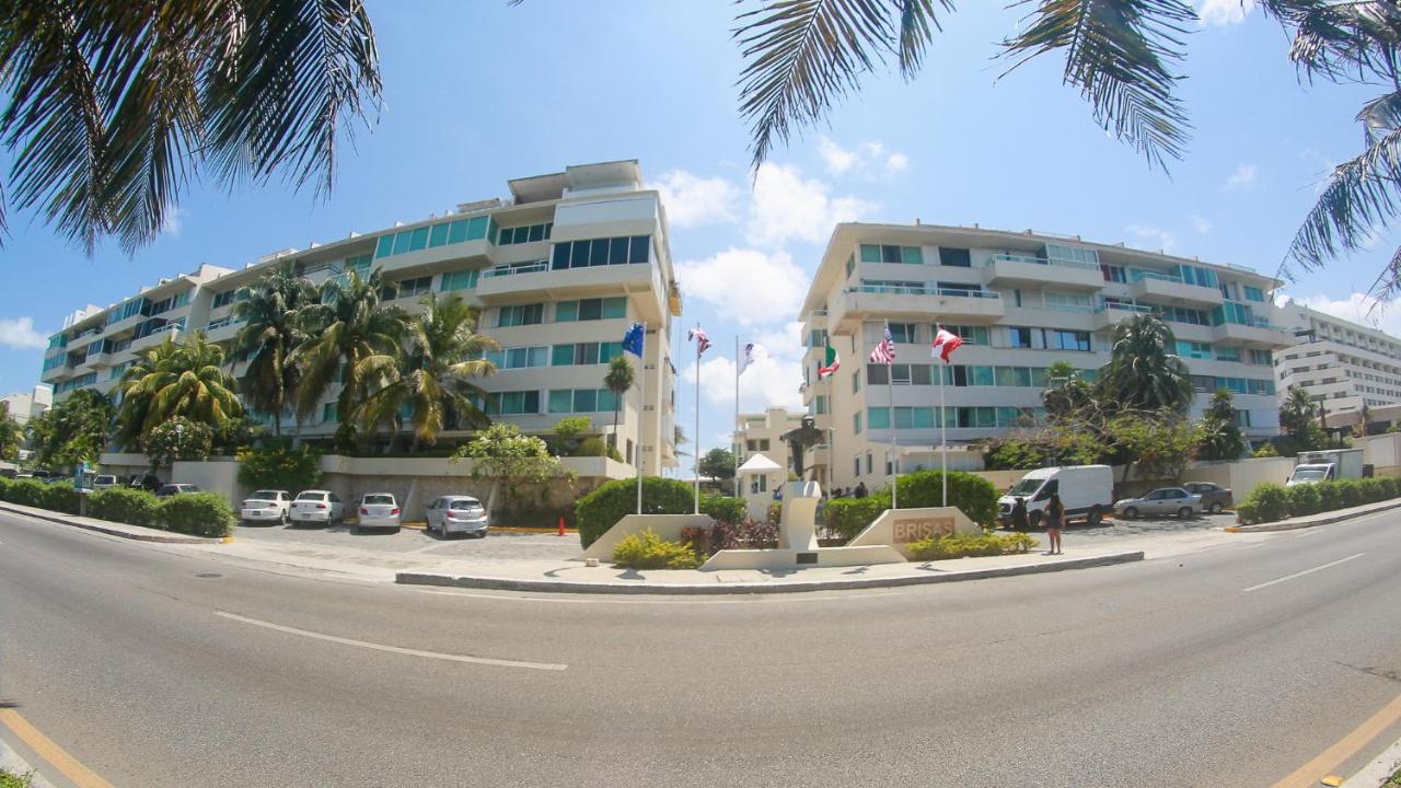 Beach Apartment With Balcony And View, Brisas Cancun Hotel Zone, 1 Bedroom Apartamento *