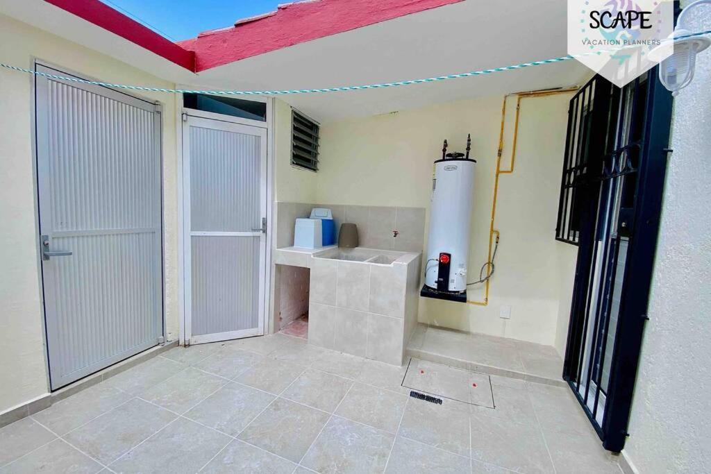 Amplia Y Cálida Casa Cerca De Plaza Las Americas Сasa de vacaciones *
