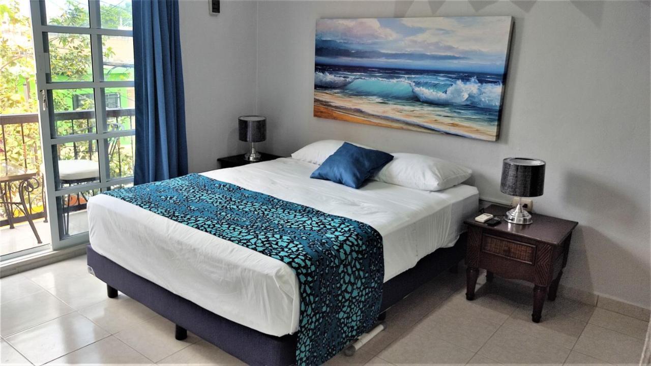 Depto En Planta Alta Con Balcón Y árboles Frutales Apartamento Cancún