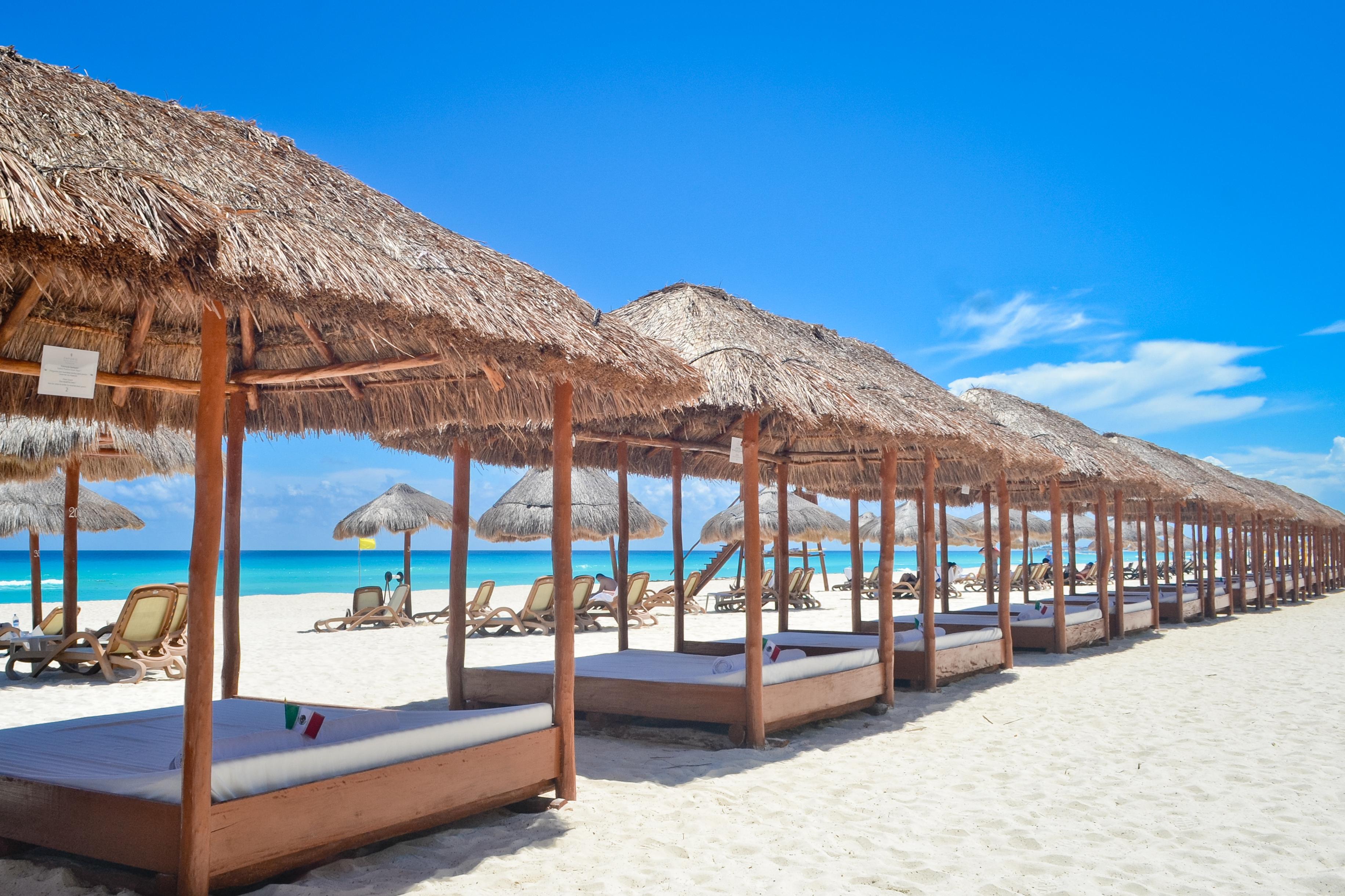 Resort Emporio 4*