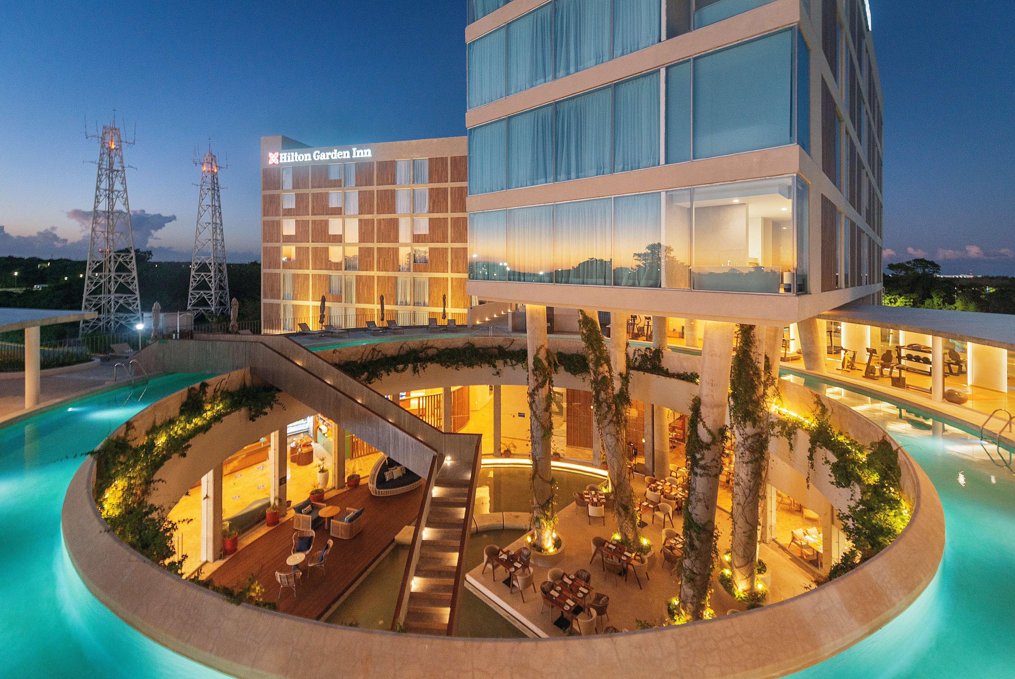 Hilton Garden Airport Hotel