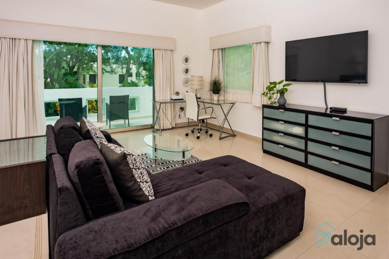 Villa Modern With Private Pool In *