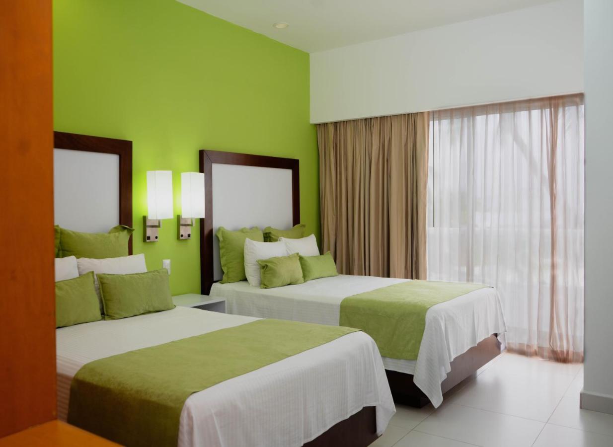 Bay Resort 4*