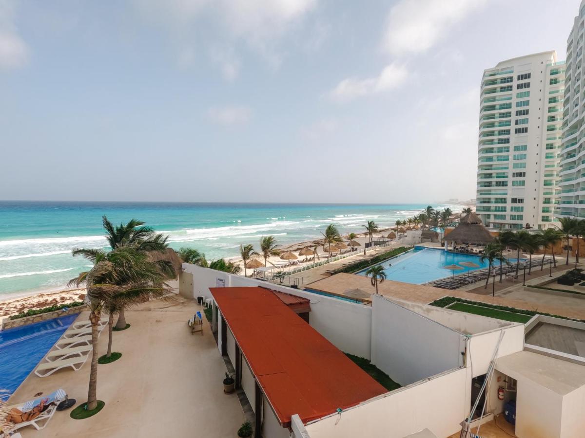 Ocean Front View Cancun