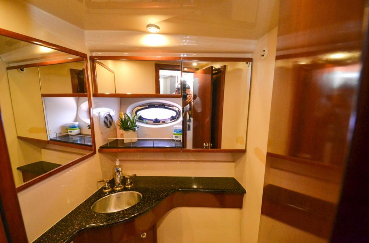 Hotel en barco Desire