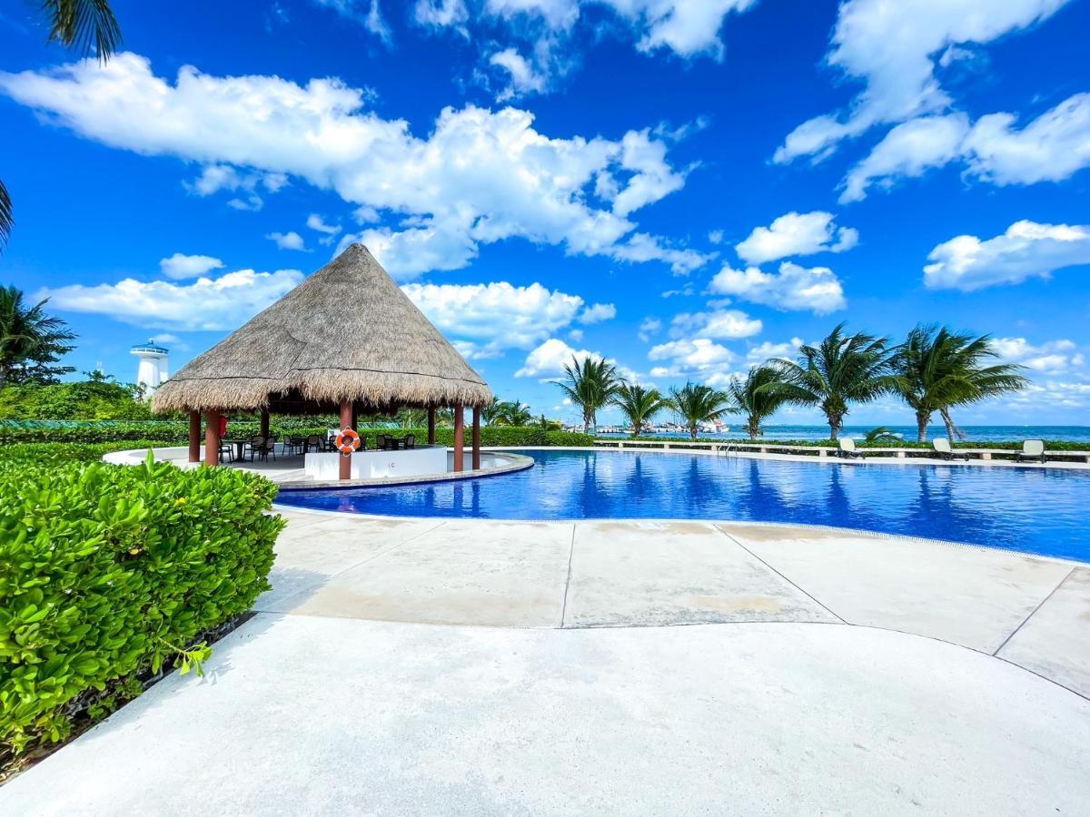 Punta Me Luxury Ocean View & Front Apartment