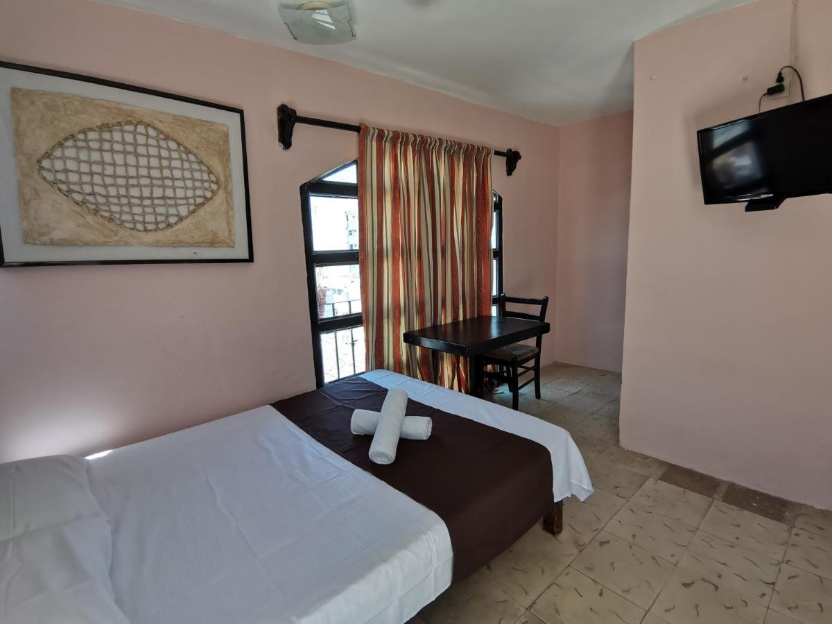 Colonial San Carlos Hotel 3*