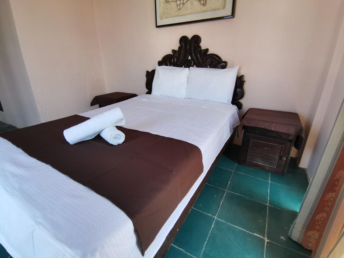 Colonial San Carlos Hotel