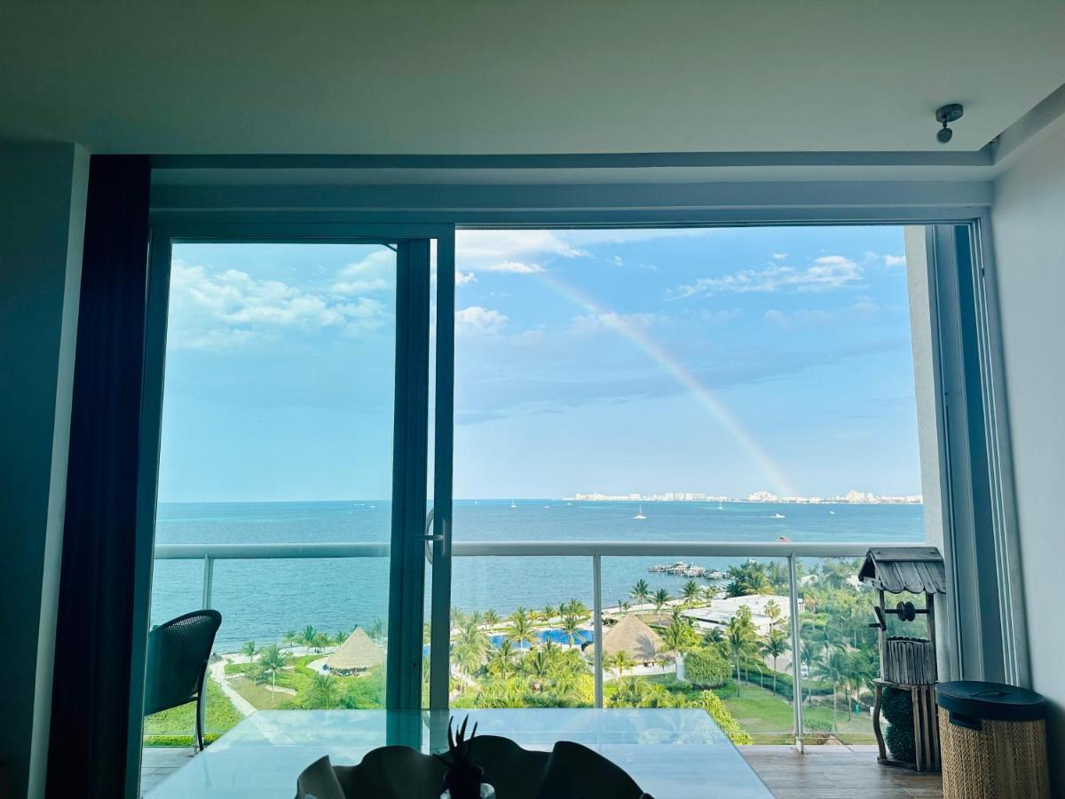 Punta Me Luxury Ocean View & Front Apartment *