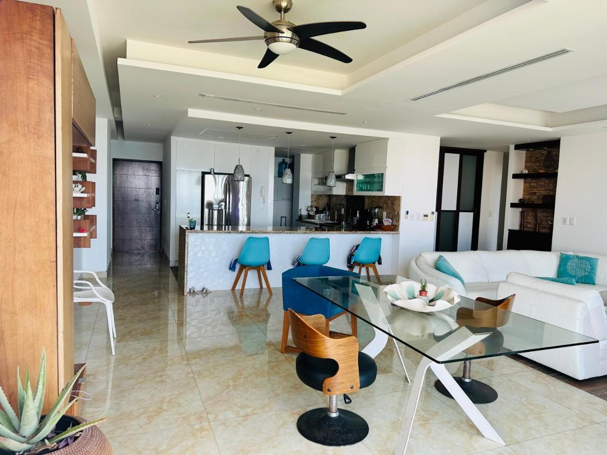 Punta Me Luxury Ocean View & Front Apartment Cancun
