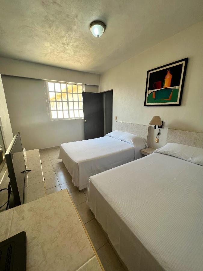 Handall Hotel 2*