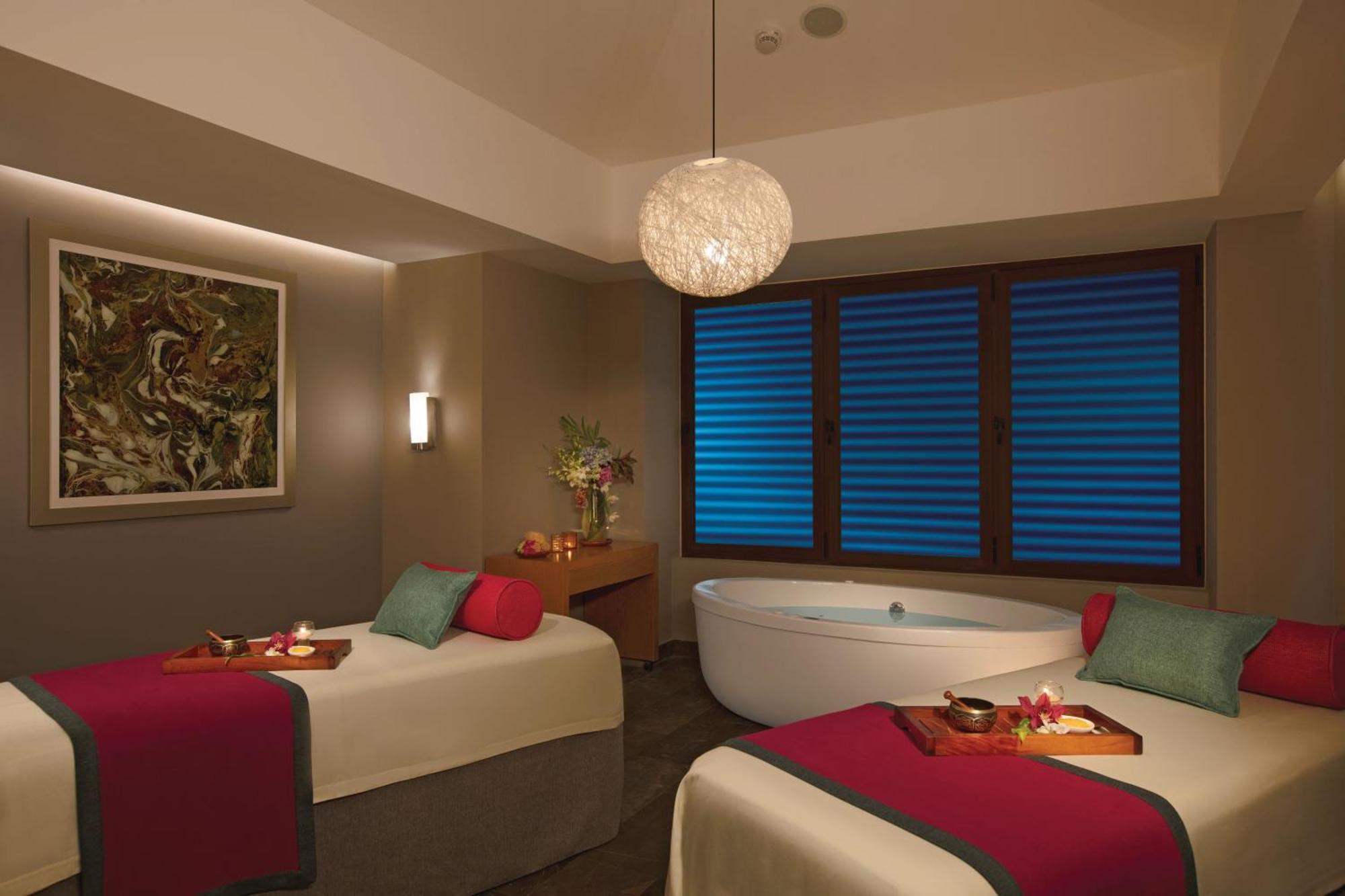 Resort Dreams Playa Mujeres Golf & Cancún