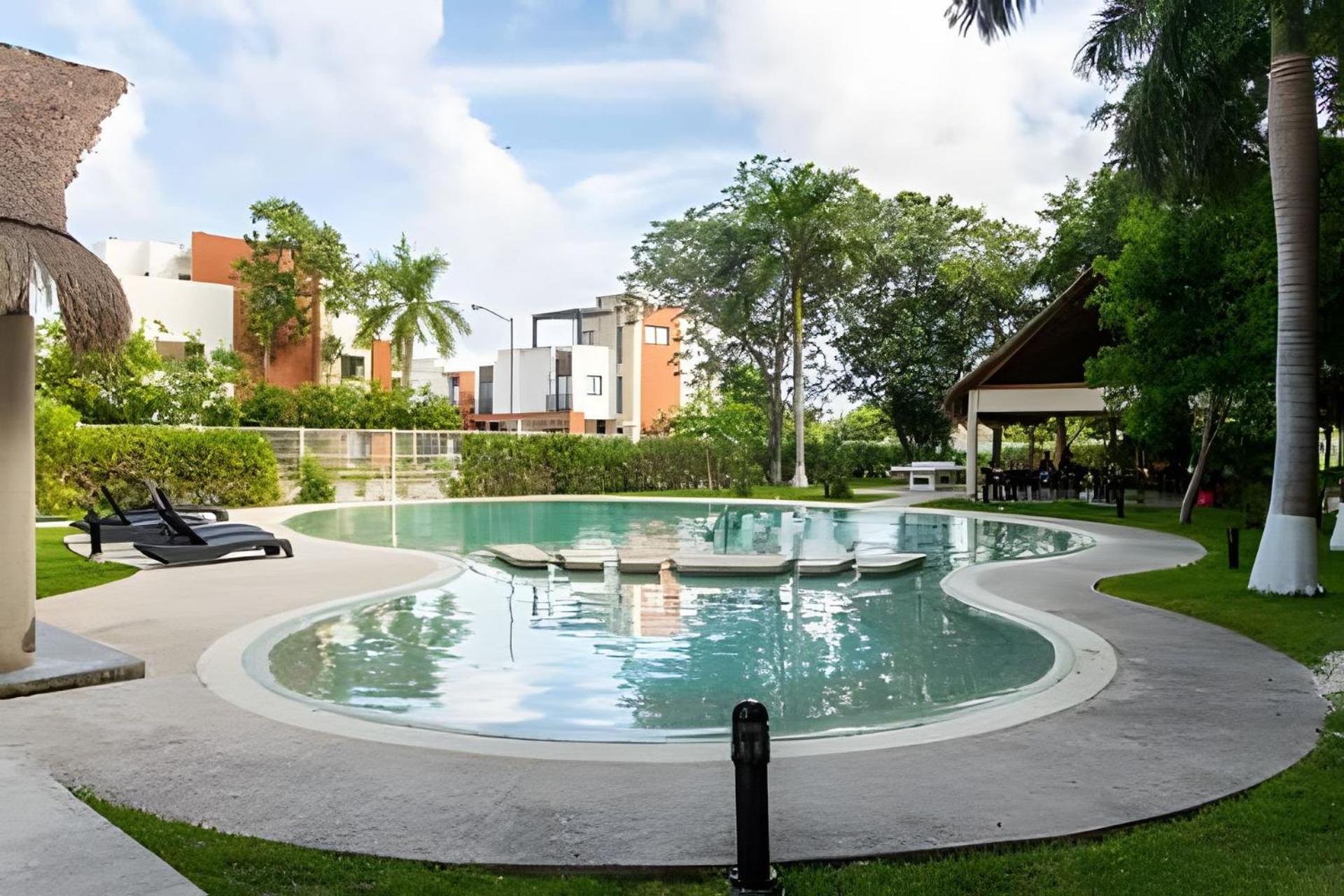 Exclusive Building 6 People 3 Cable Televisions 2 Swimming Pools Balcony, Cancún