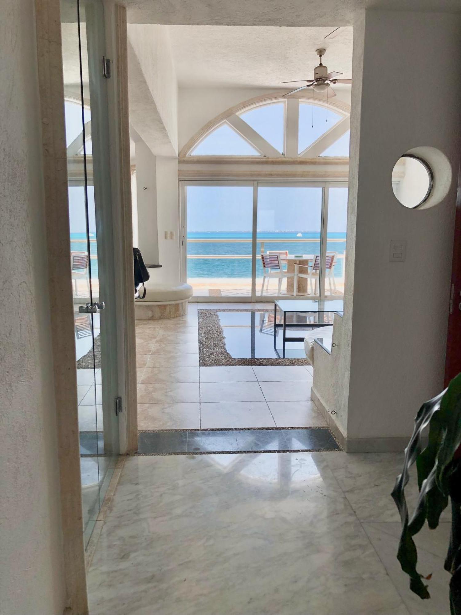 4br Beachfront Beautiful House By Solmar Сasa de vacaciones