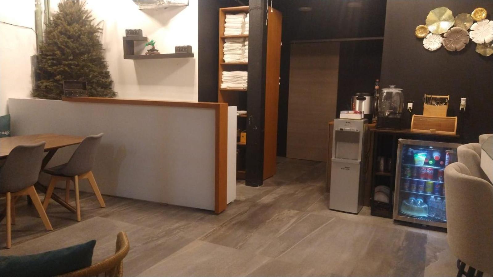 Caps Capsule Hotel cápsula
