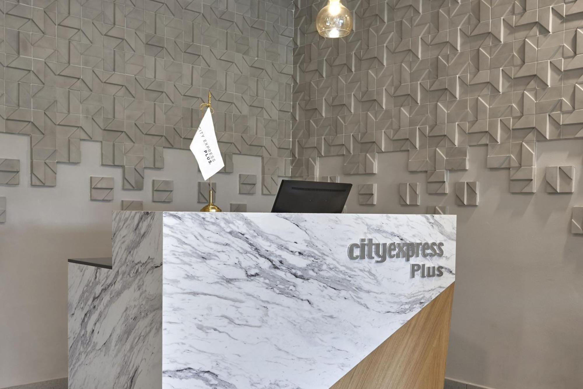 Aeropuerto Riviera 4*