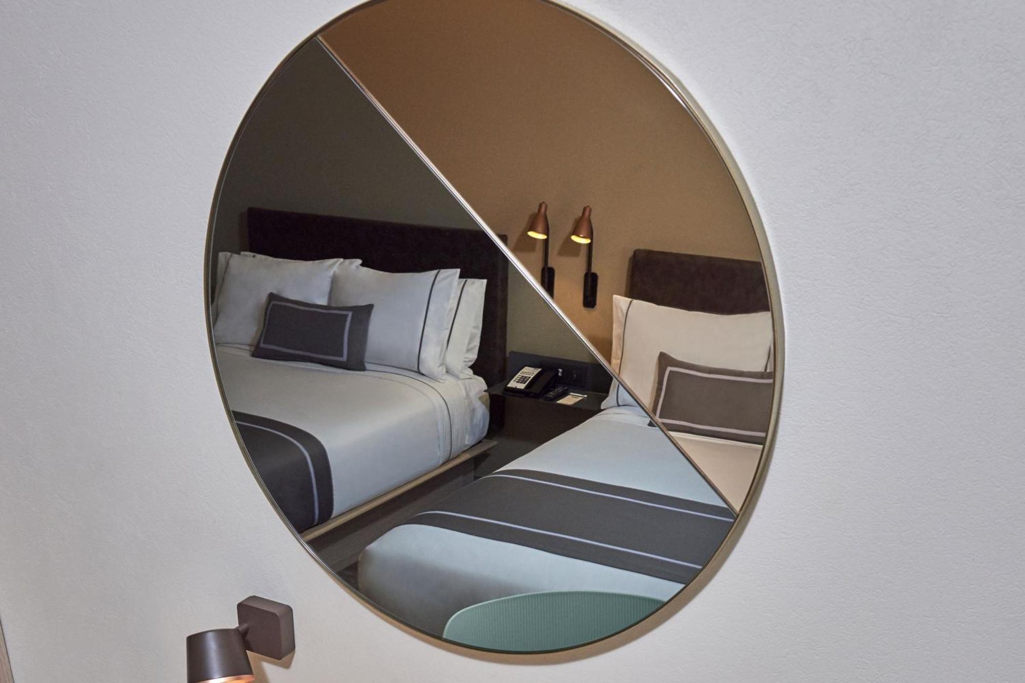 Hotel Aeropuerto Riviera 4*