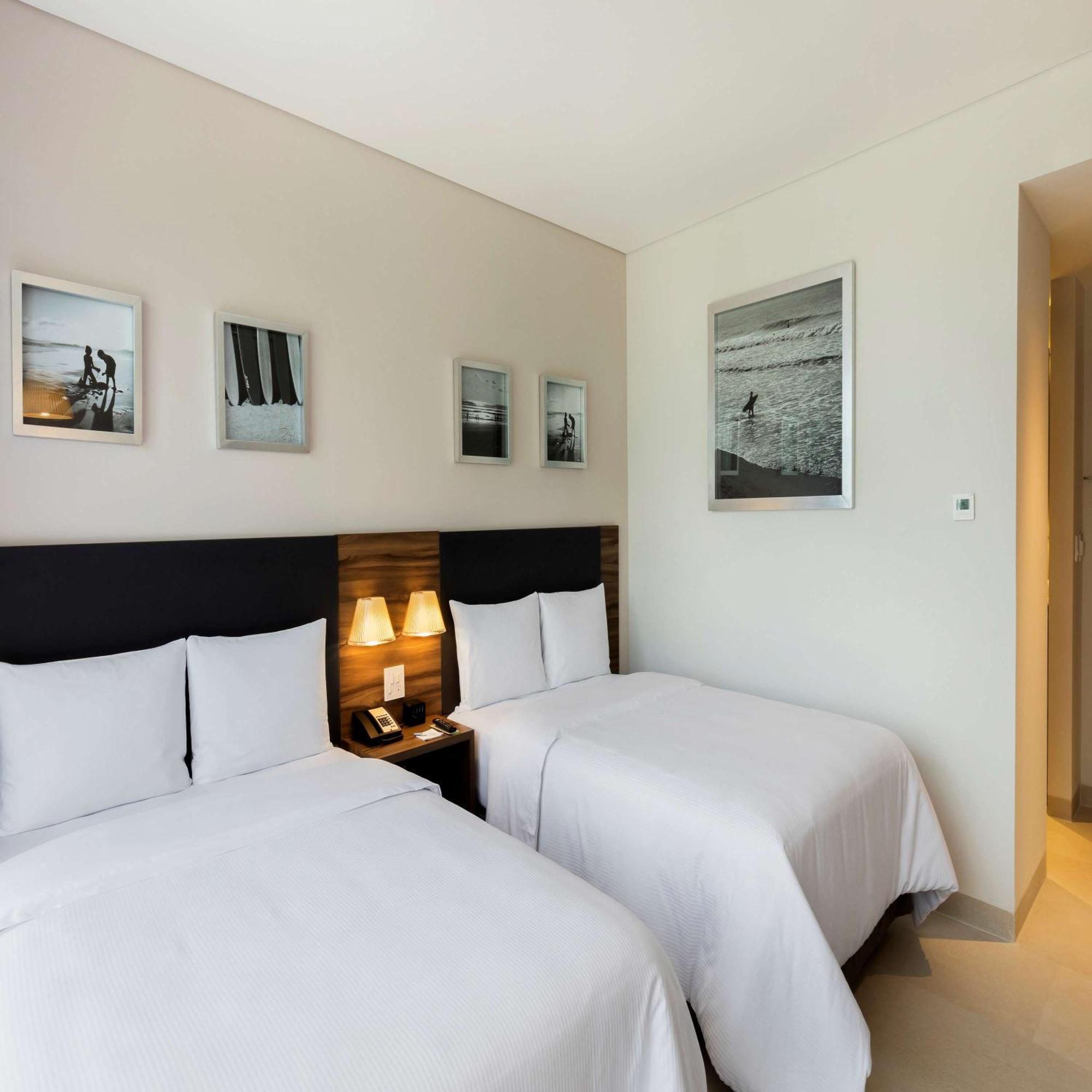 Hotel Hampton By Hilton Cumbres