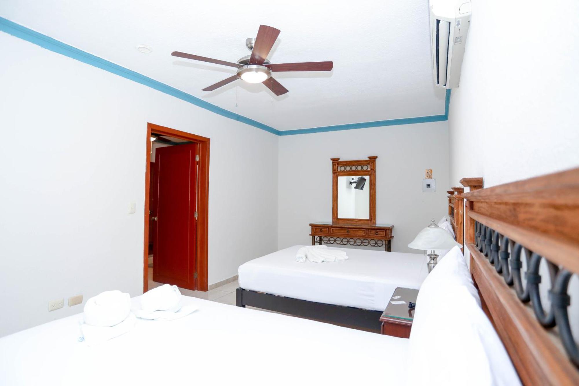 Avenida Hotel Cancún