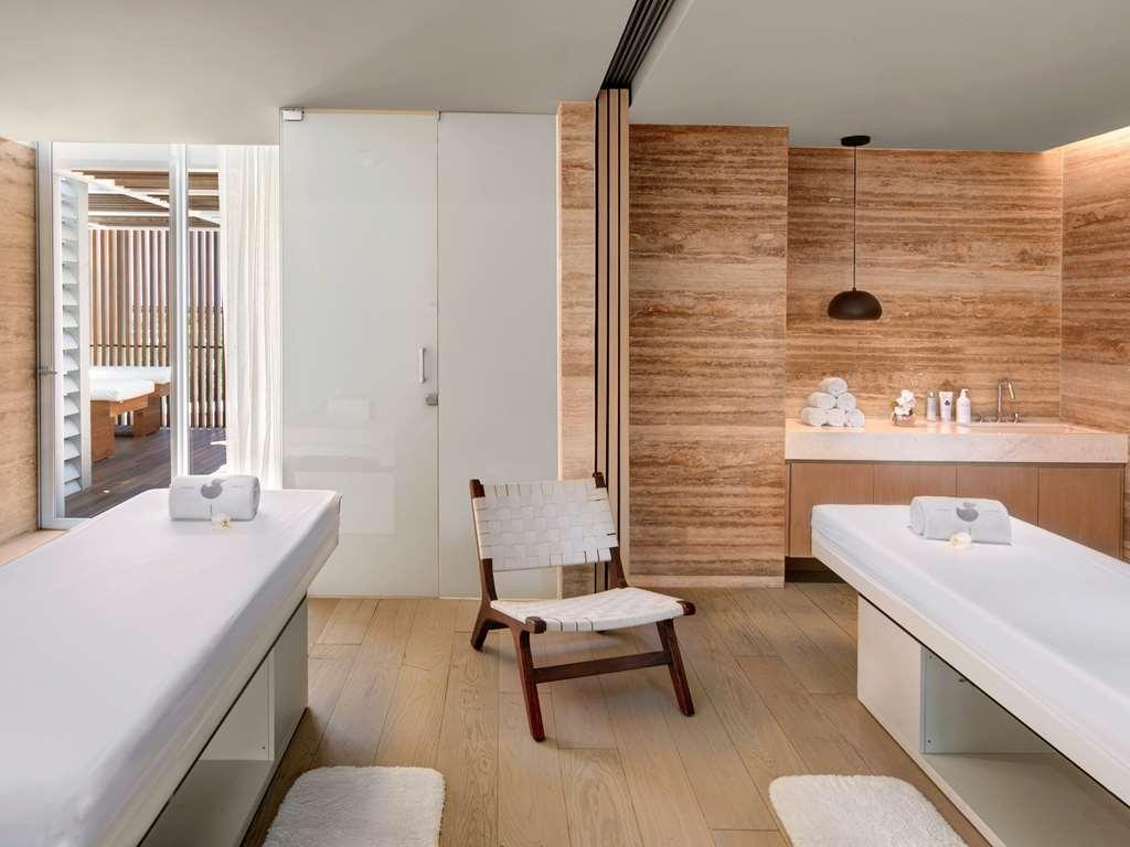Hotel Sls *
