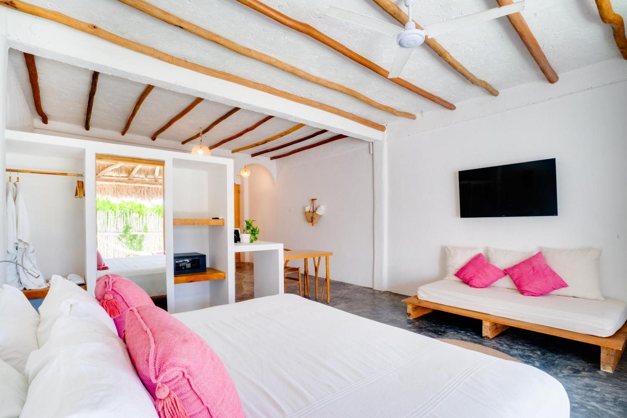 Hotel Punta Blanca House *