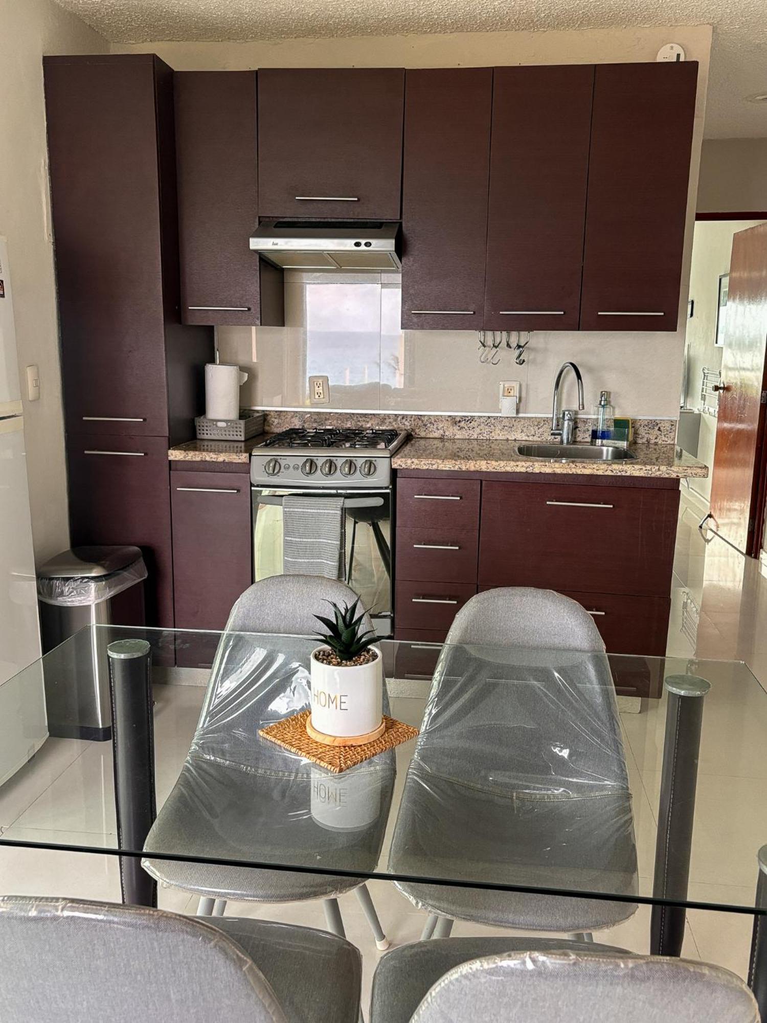 Beach Apartment With Balcony And View, Brisas Cancun Hotel Zone, 1 Bedroom Cancún