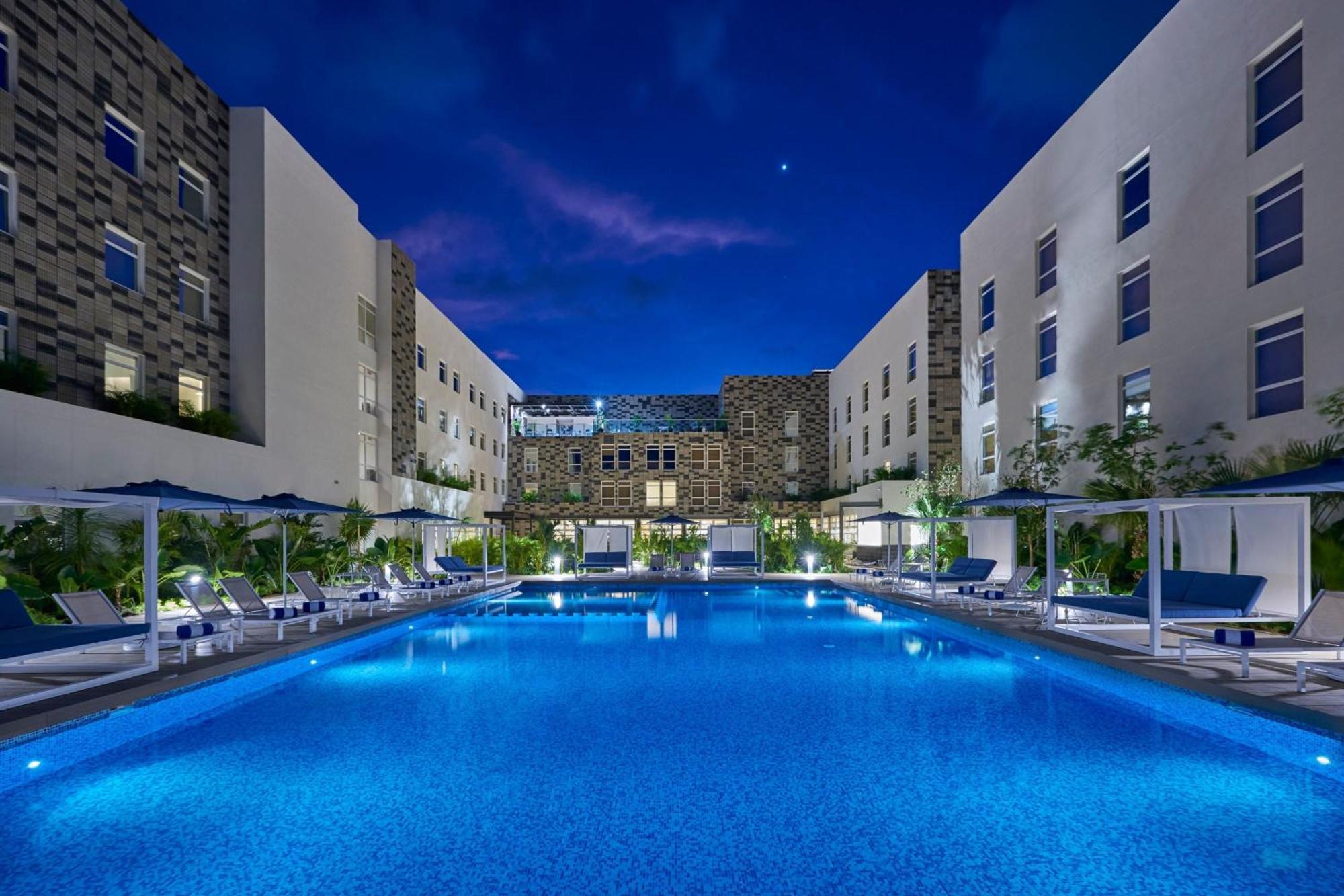 Aeropuerto Riviera Hotel