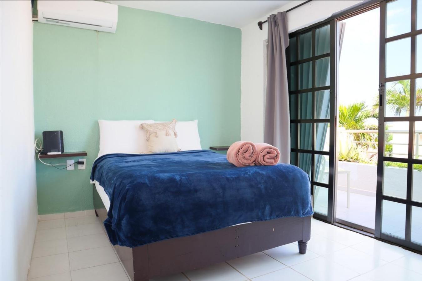2 Stories, Partial View, 3 Queen Beds Apartamento *