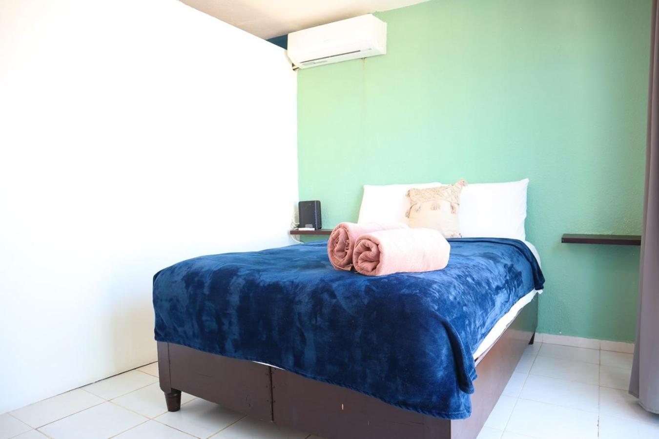 2 Stories, Partial View, 3 Queen Beds Apartamento *