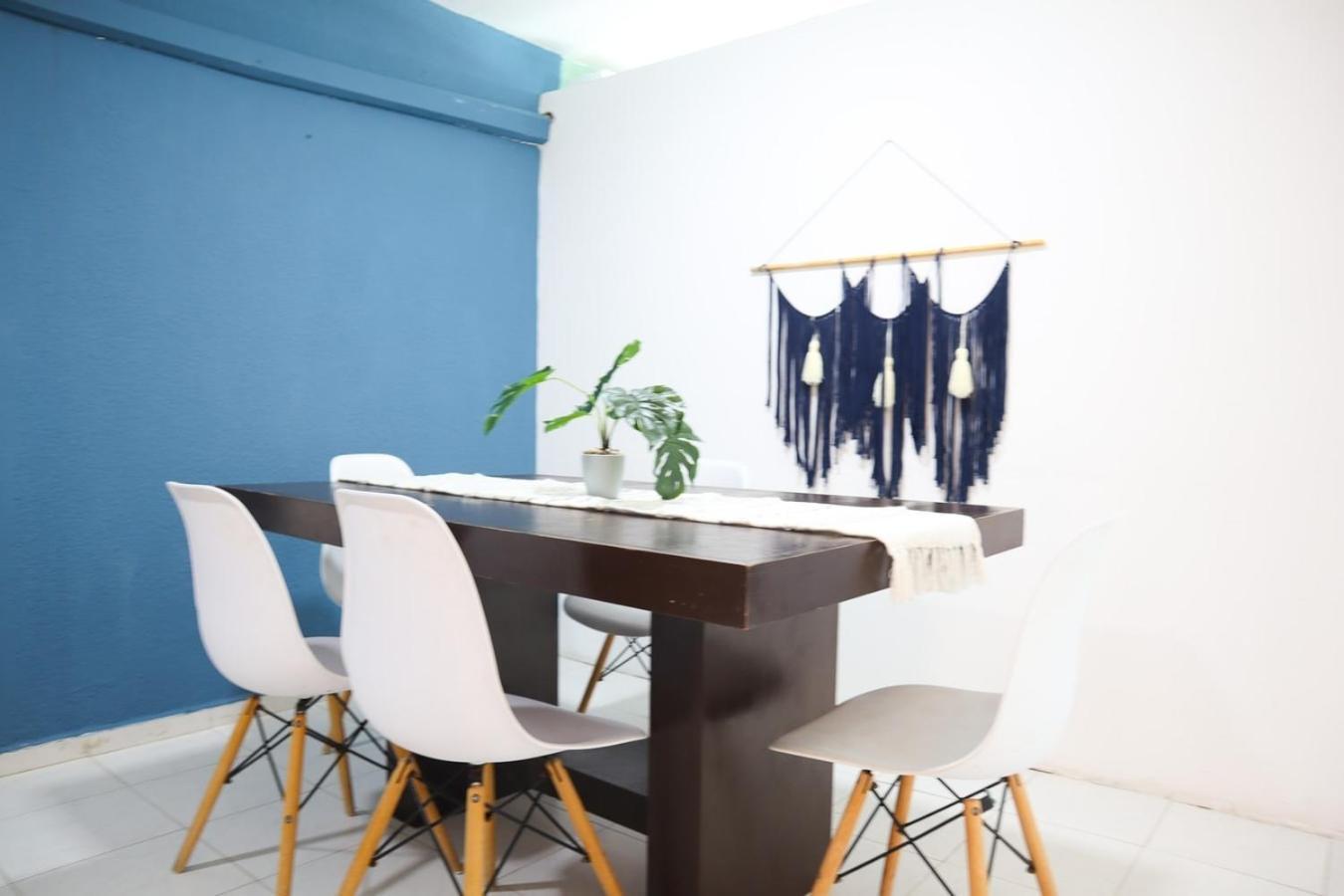 Apartamento 2 Stories, Partial View, 3 Queen Beds *