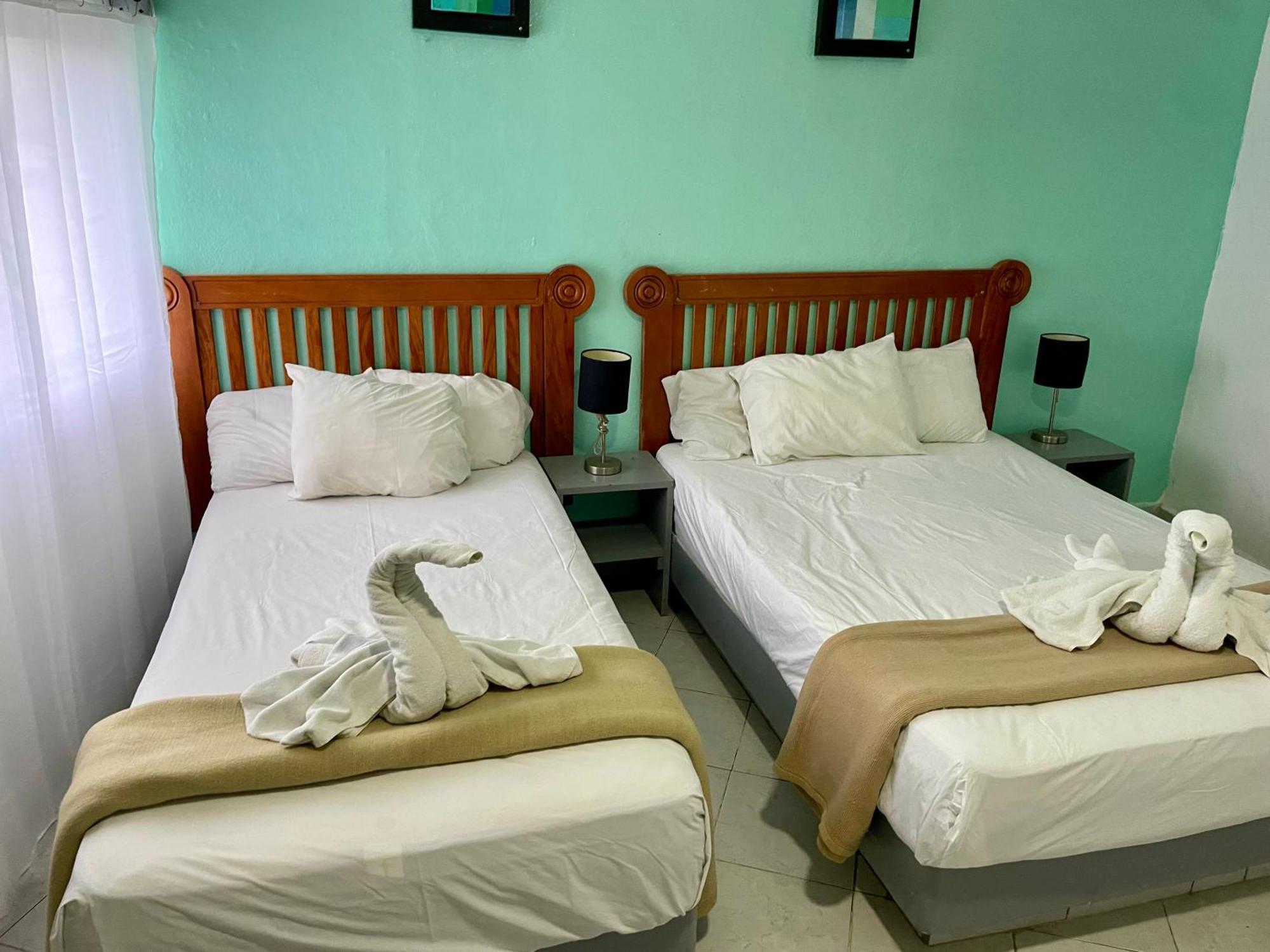 Chi Ibal Hu Hotel 5*