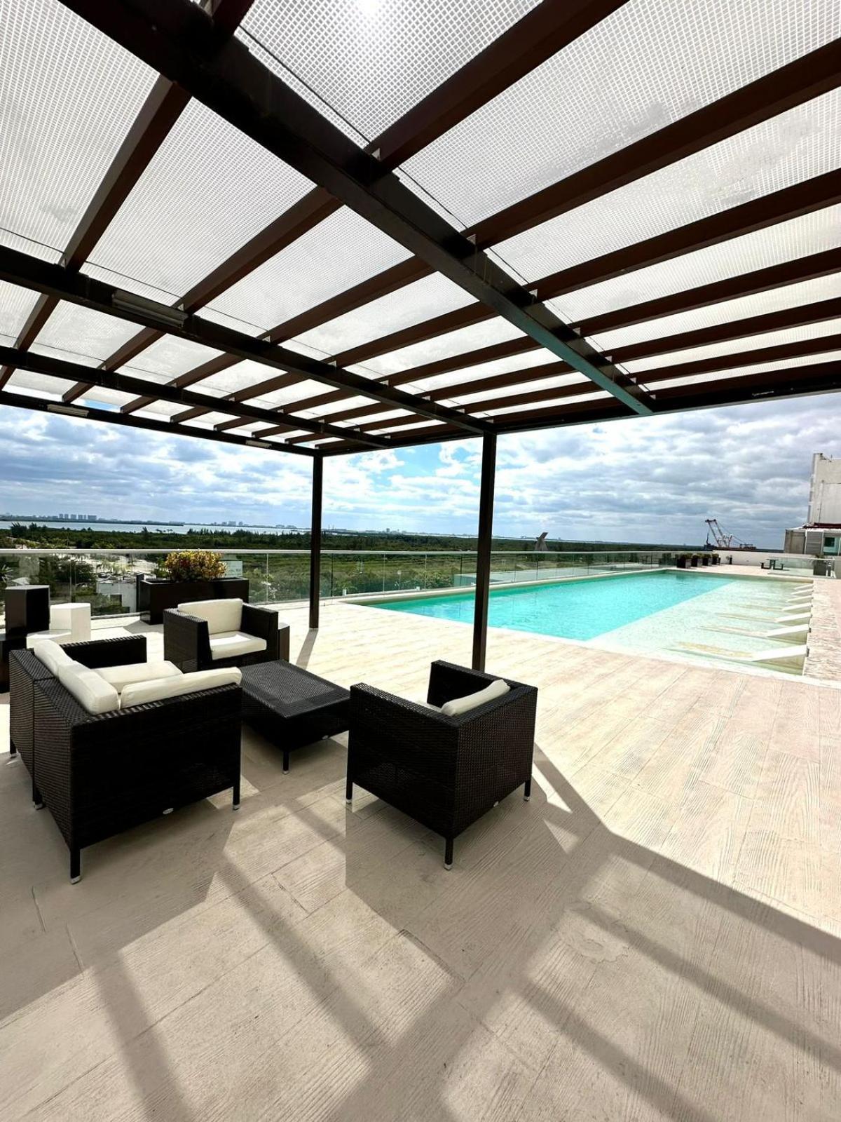 Plaza Apartamento *