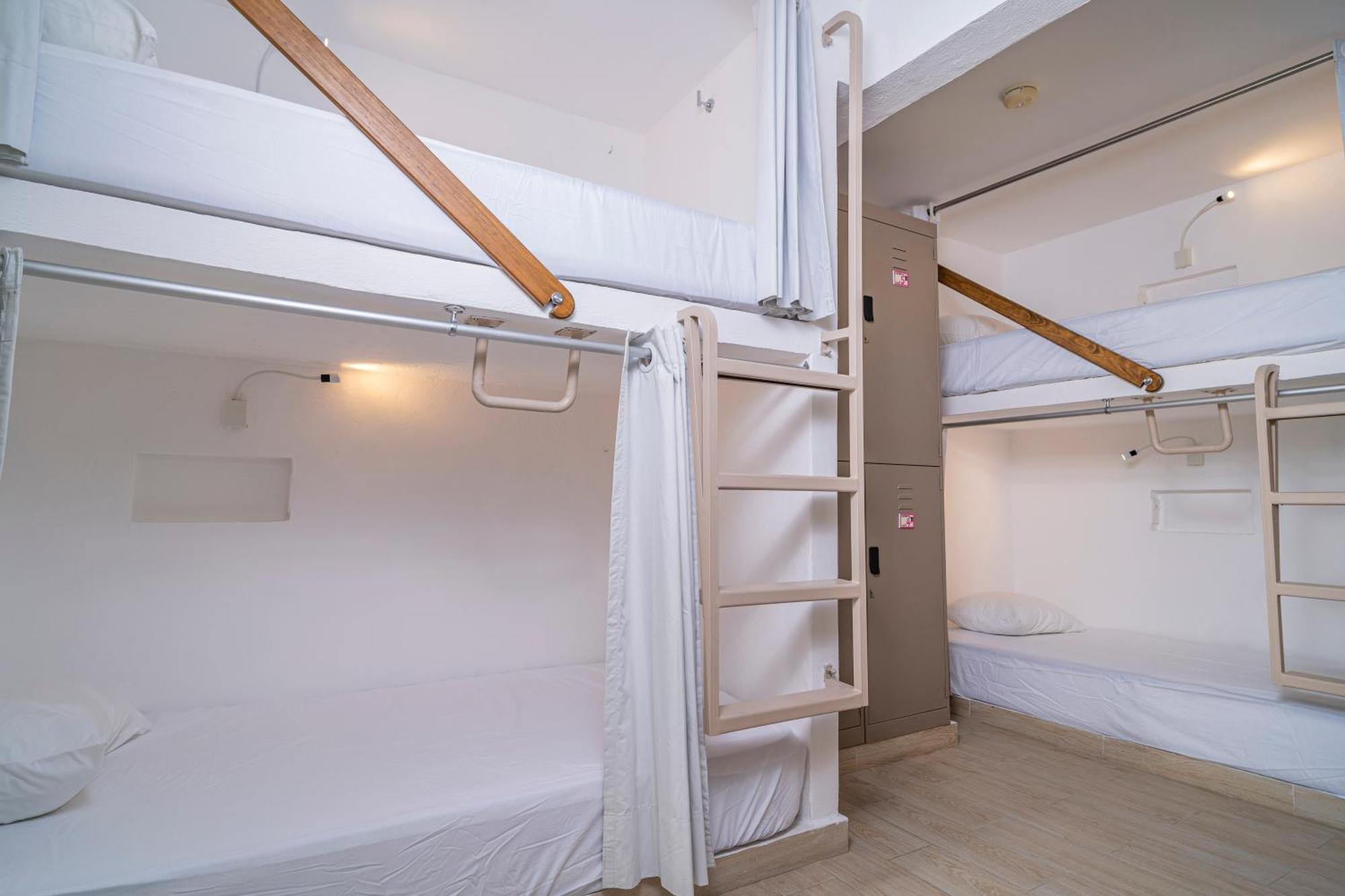 Digital Nomads & Coliving Hostal *