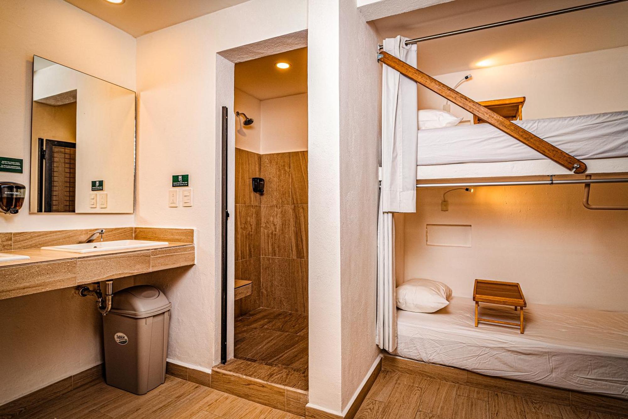 Digital Nomads & Coliving Hostal *