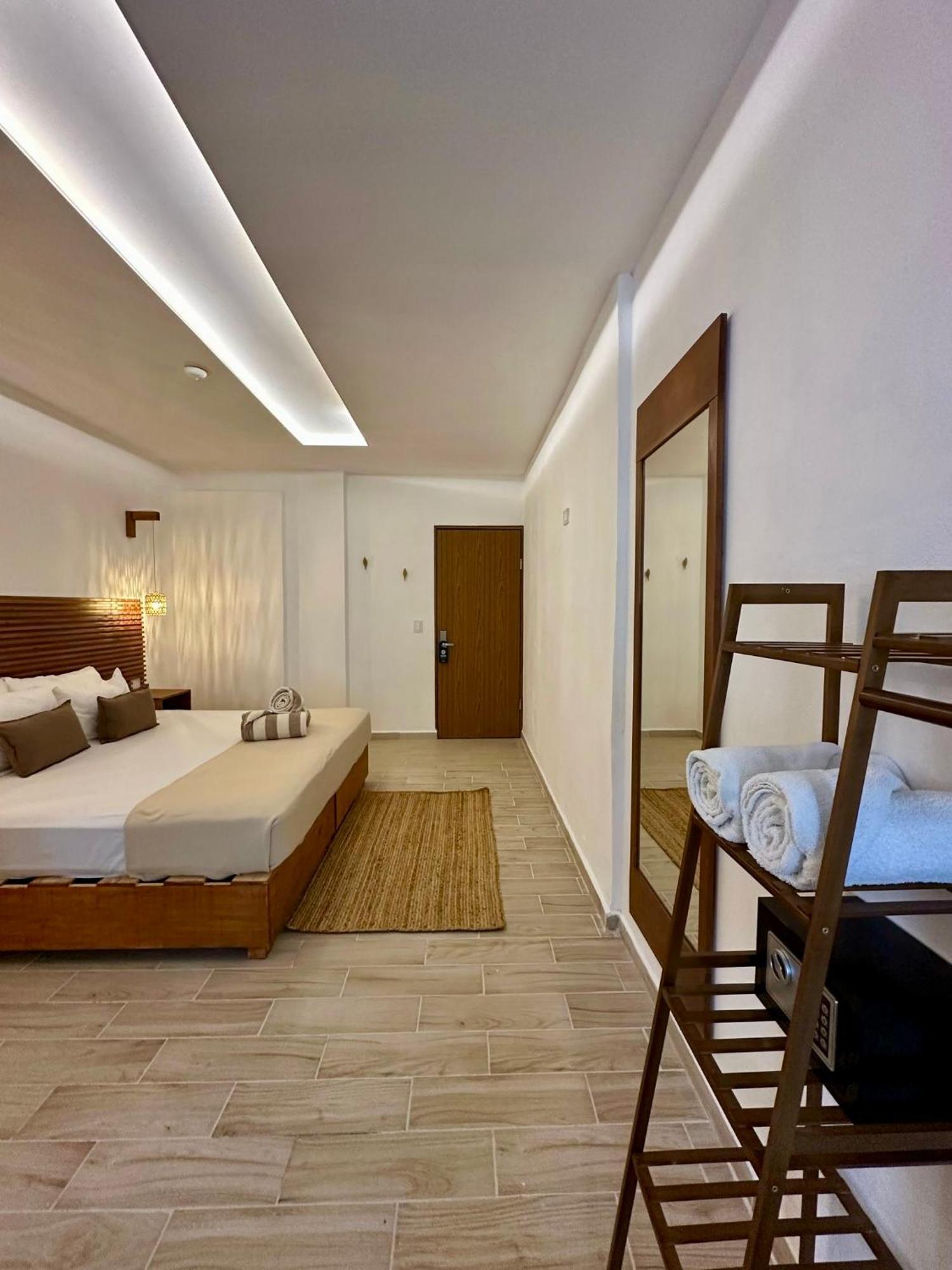 Digital Nomads & Coliving Hostal