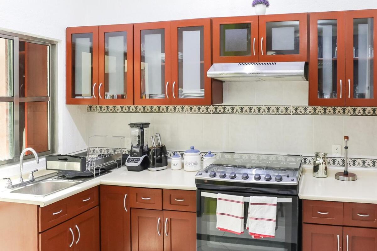 Downtown For 7 Guests, Access To Pool! Сasa de vacaciones *
