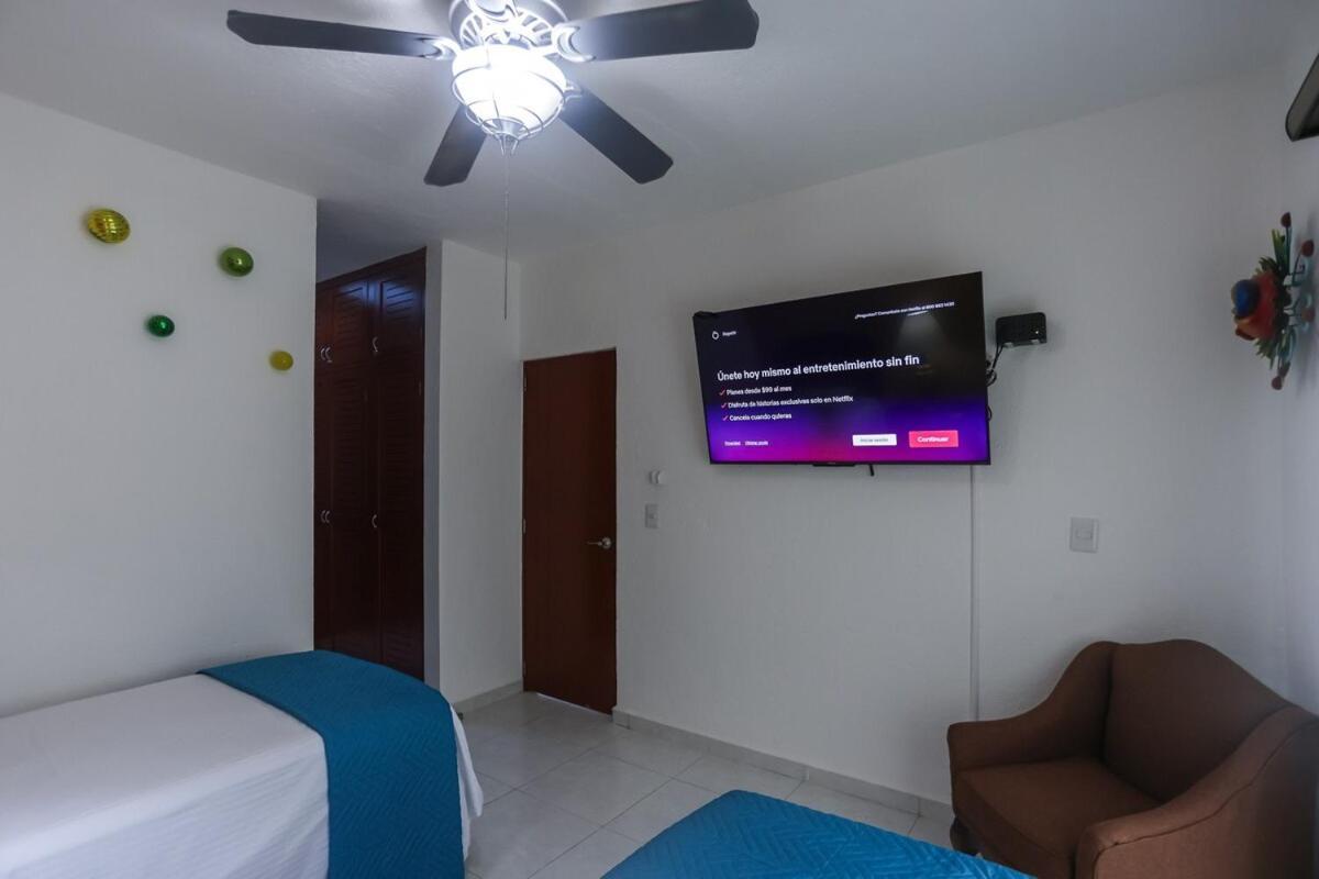 Downtown For 7 Guests, Access To Pool! Сasa de vacaciones *