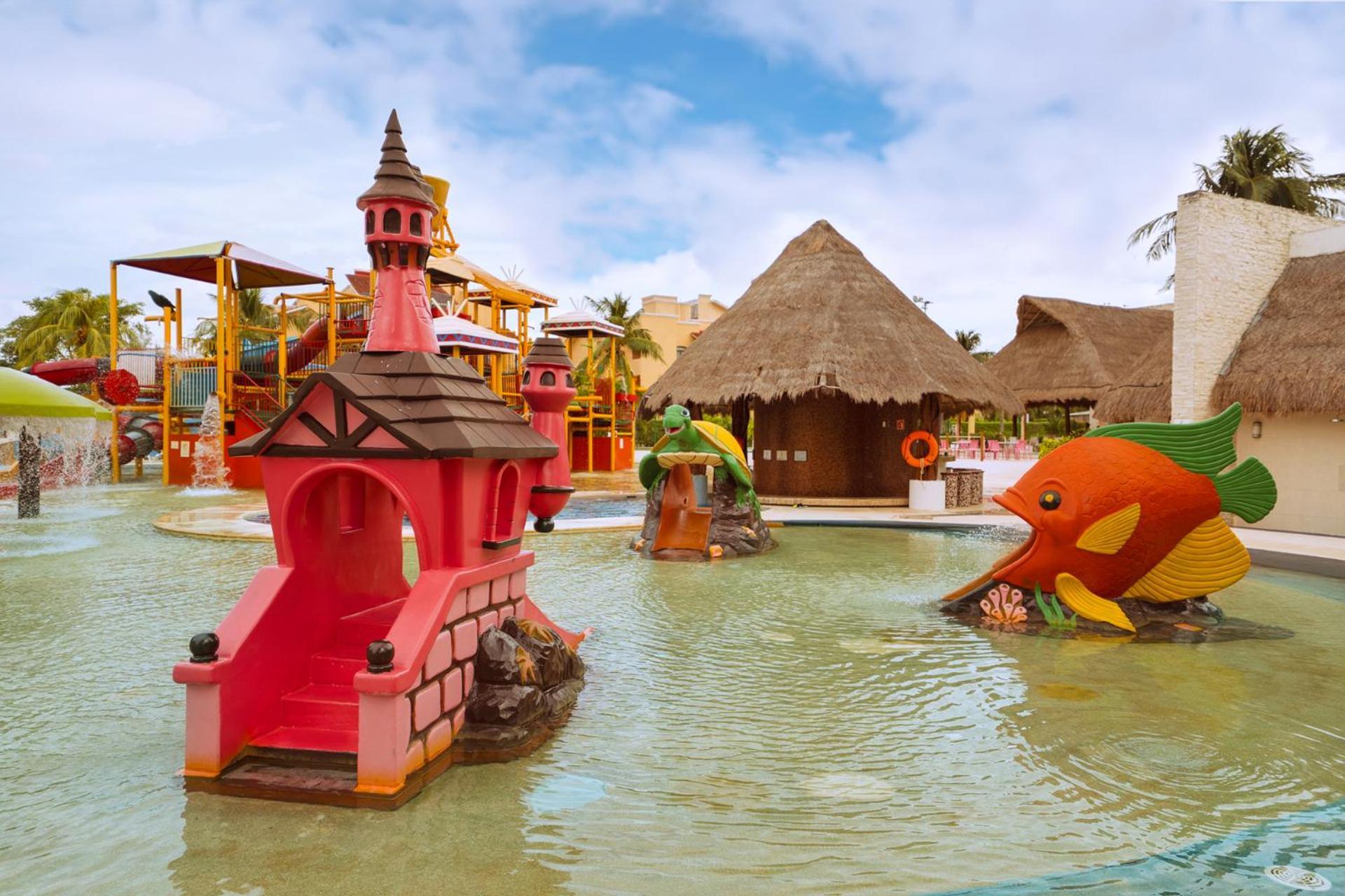 Ritmo & Water Park Resort 4*