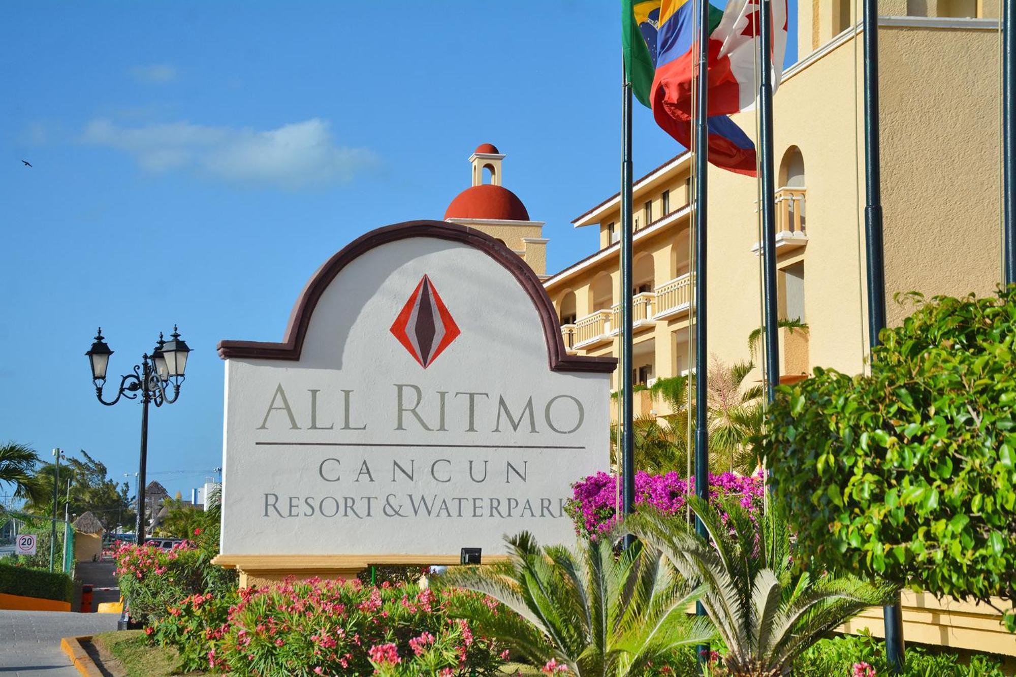 Ritmo & Water Park Resort 4*