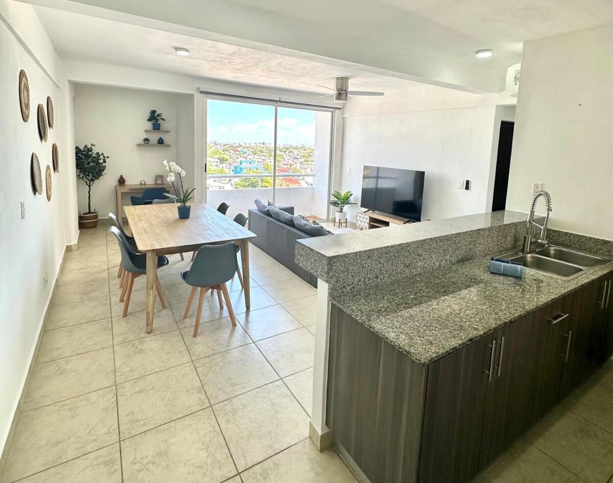 Apartamento Modern, Downtown Apartment, 2br, 2bth, With Pool *