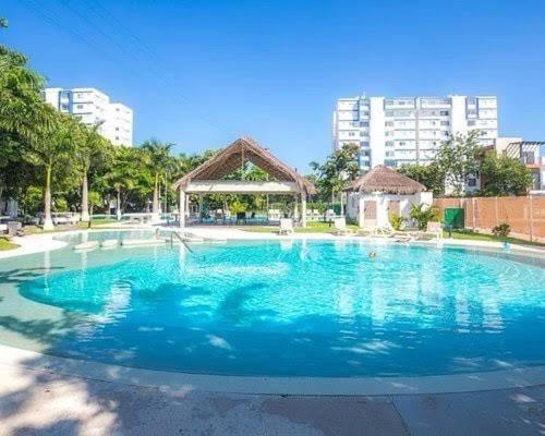 Apartamento Modern, Downtown Apartment, 2br, 2bth, With Pool Cancún