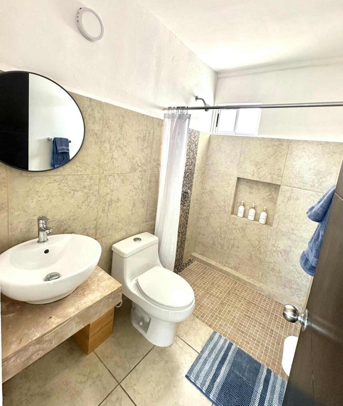 Apartamento Modern, Downtown Apartment, 2br, 2bth, With Pool Cancún