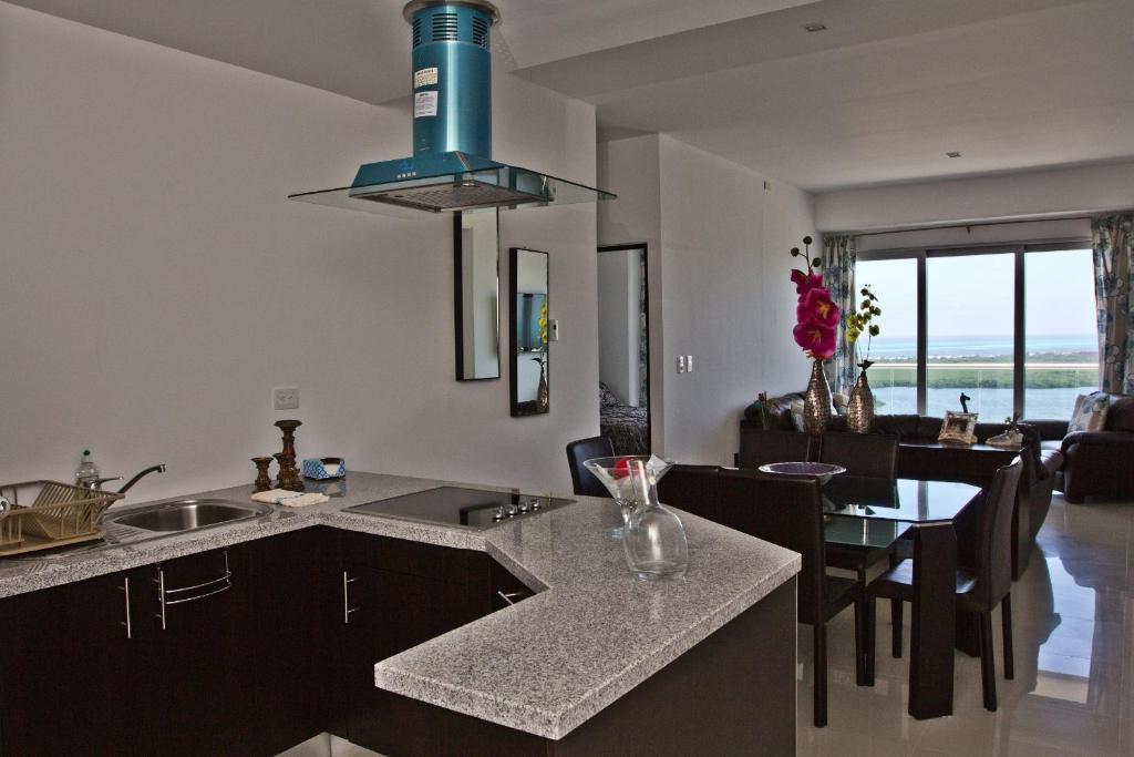 Hotel Barcelona Tower 4*